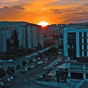 Проживание в семье Transit 77, Стамбул